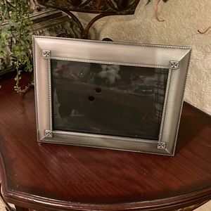 Silver metal easel back frame